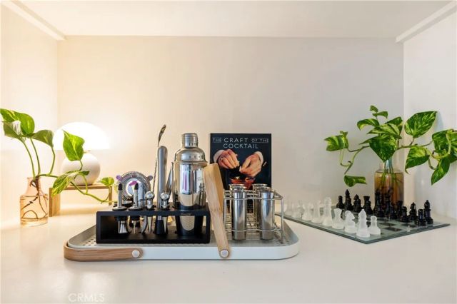 8535 W West Knoll Drive 312, West Hollywood, CA 90069