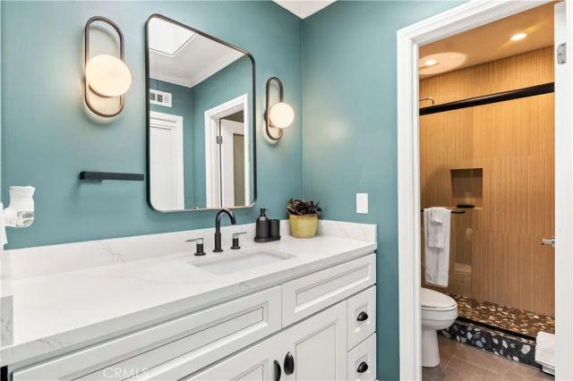 8535 W West Knoll Drive 312, West Hollywood, CA 90069