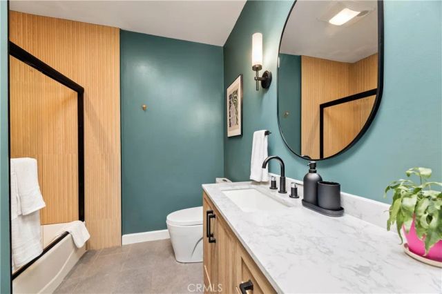 8535 W West Knoll Drive 312, West Hollywood, CA 90069