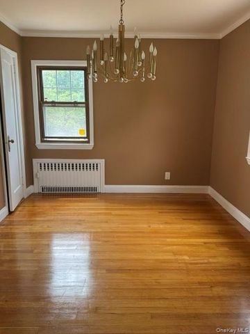 852 Henry Street, Uniondale, NY 11553