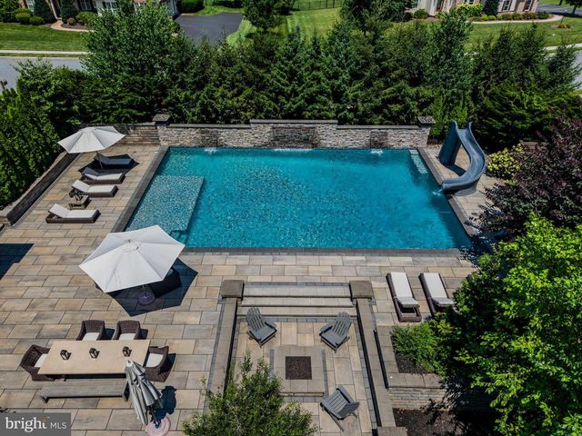 506 JONAGOLD CIR, Mechanicsburg, PA 17055