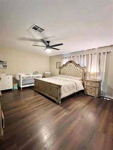 210 Glenbrook Street, Vidor, TX 77662