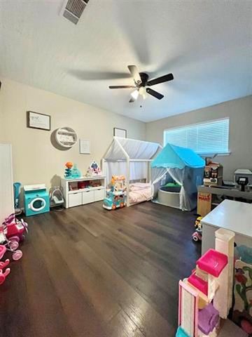 210 Glenbrook Street, Vidor, TX 77662