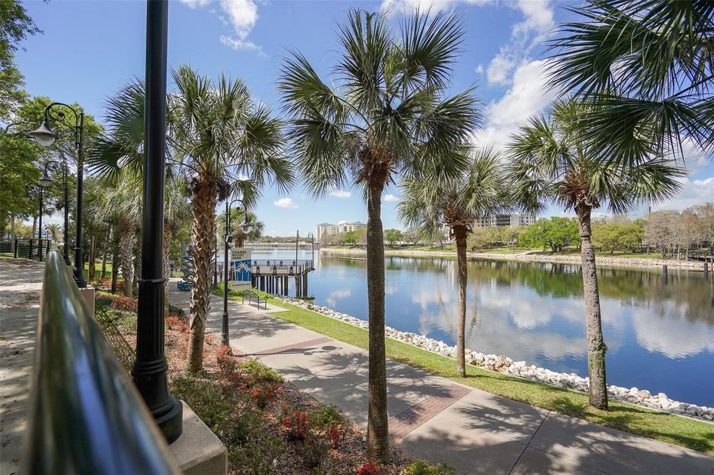 Image 37 of property listing at 248 ROBIN ROAD, Altamonte Springs, FL 32701