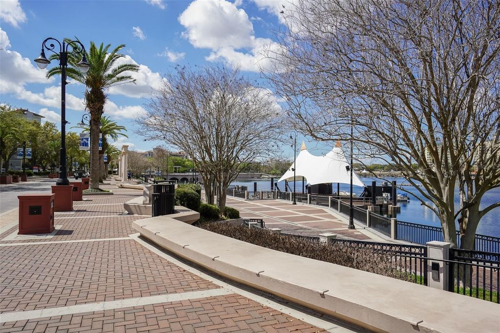 Image 43 of property listing at 248 ROBIN ROAD, Altamonte Springs, FL 32701