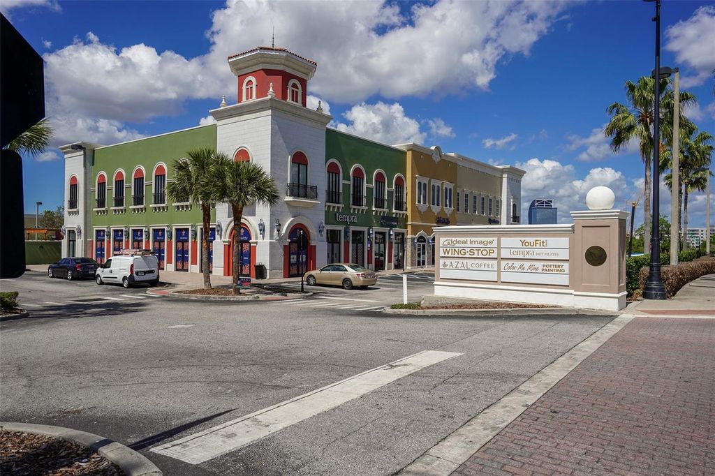 Image 45 of property listing at 248 ROBIN ROAD, Altamonte Springs, FL 32701