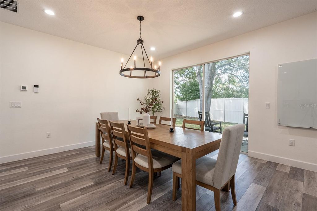 Image 10 of property listing at 248 ROBIN ROAD, Altamonte Springs, FL 32701