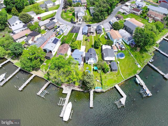 7613 S BEND RD, Dundalk, MD 21222