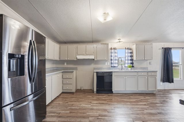 3800 Rim Rock Court, Joshua, TX 76058