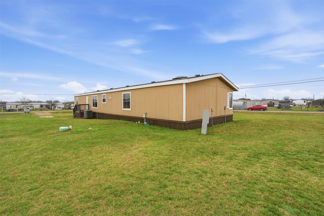 3800 Rim Rock Court, Joshua, TX 76058