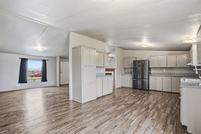 3800 Rim Rock Court, Joshua, TX 76058