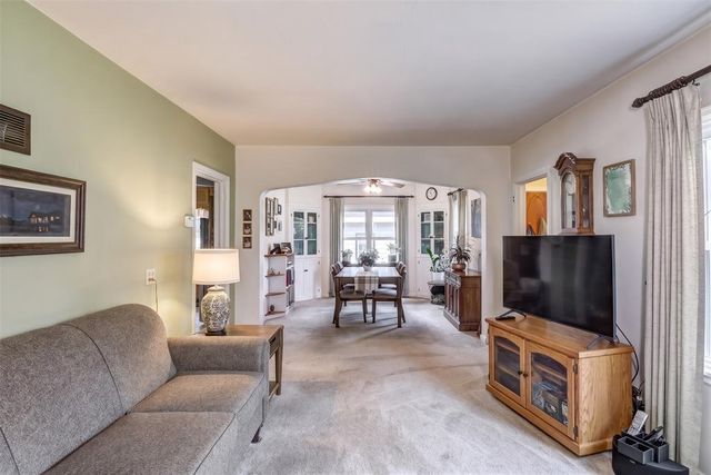 857 Starr Avenue, Eau Claire, WI 54703