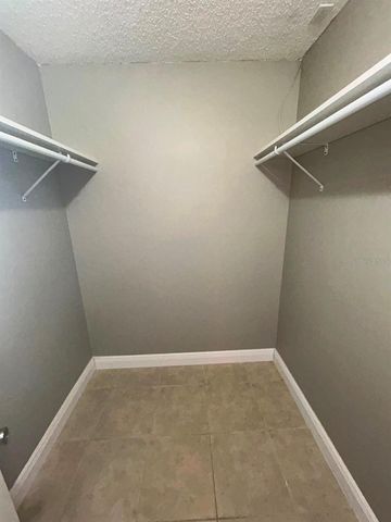 6525 MANILA PALM WAY, Apollo Beach, FL 33572