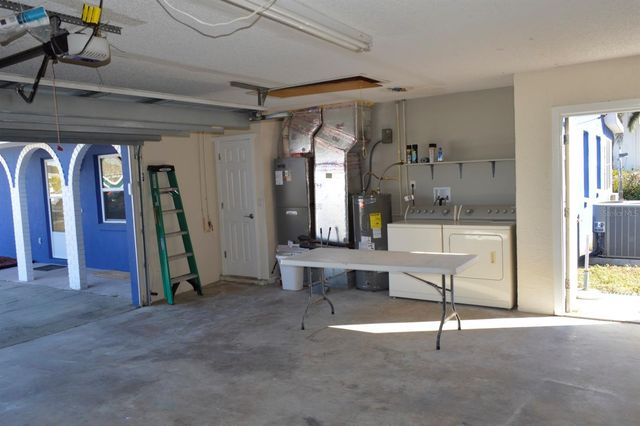 6525 MANILA PALM WAY, Apollo Beach, FL 33572