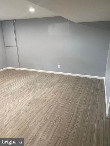 5806 BURGESS RD, District Heights, MD 20747