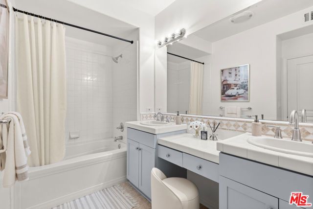 13044 Pacific 108, Los Angeles, CA 90094