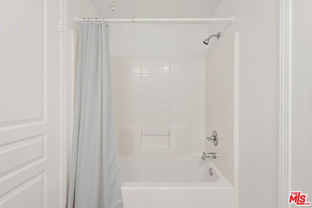 13044 Pacific 108, Los Angeles, CA 90094