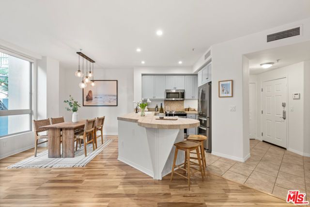 13044 Pacific 108, Los Angeles, CA 90094