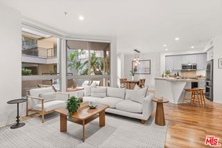 13044 Pacific 108, Los Angeles, CA 90094