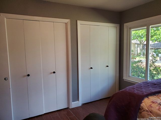 5918 Winding Ridge Dr, Windcrest, TX 78239