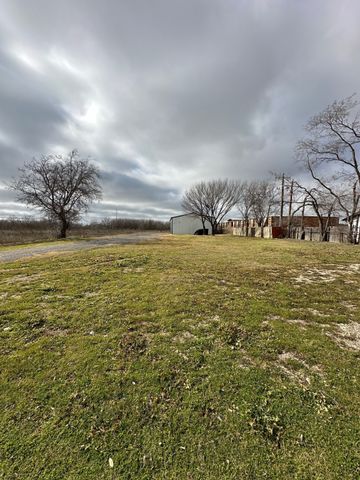 11519 Alta Vista Road, Fort Worth, TX 76244