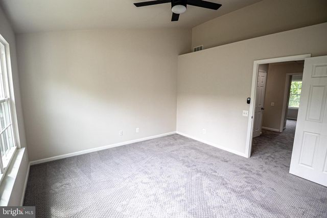 333 STABLE VIEW TER NE, Leesburg, VA 20176
