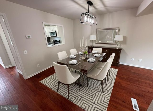 333 STABLE VIEW TER NE, Leesburg, VA 20176