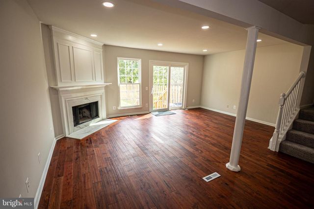 333 STABLE VIEW TER NE, Leesburg, VA 20176