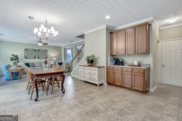 102 Maple Hill Drive, Newnan, GA 30265