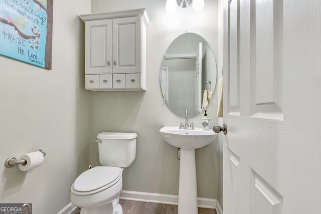 102 Maple Hill Drive, Newnan, GA 30265