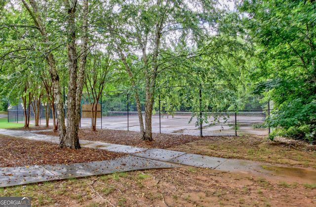102 Maple Hill Drive, Newnan, GA 30265