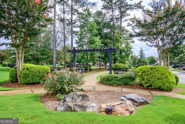 102 Maple Hill Drive, Newnan, GA 30265