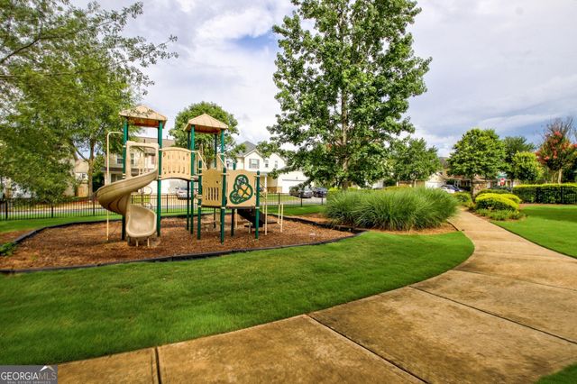 102 Maple Hill Drive, Newnan, GA 30265
