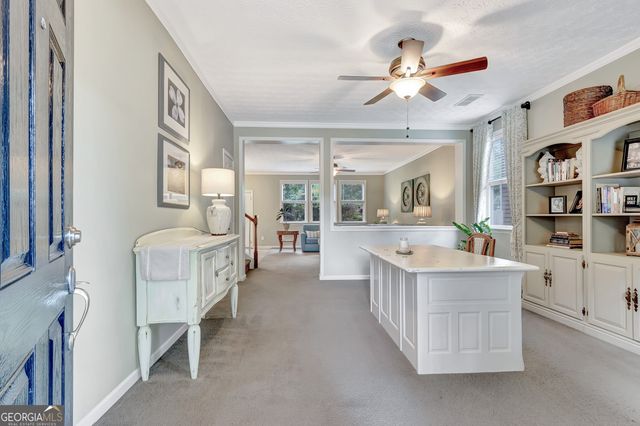102 Maple Hill Drive, Newnan, GA 30265