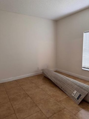 237 SW Grove Avenue, Port St Lucie, FL 34983