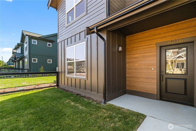 4236 Melrose Lane, Bellingham, WA 98226
