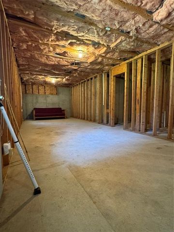 962 Tanners Point Drive, Lawrenceville, GA 30044