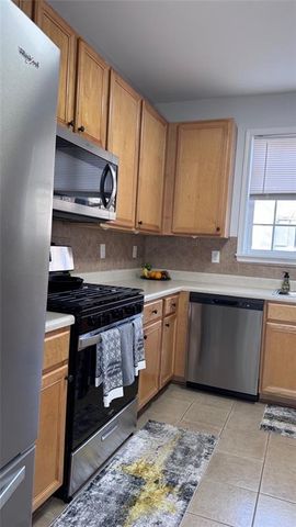 962 Tanners Point Drive, Lawrenceville, GA 30044