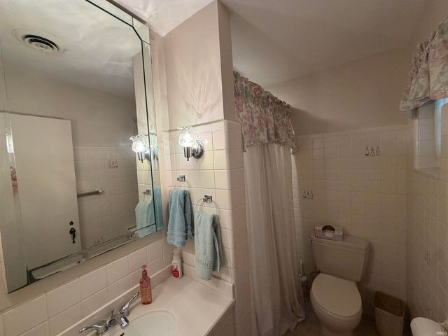 2813 Wayside Drive, Evansville, IN 47711