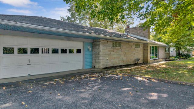 2813 Wayside Drive, Evansville, IN 47711