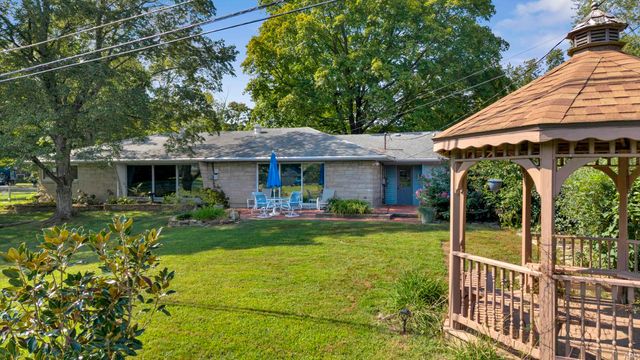 2813 Wayside Drive, Evansville, IN 47711