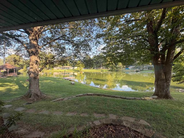 2813 Wayside Drive, Evansville, IN 47711