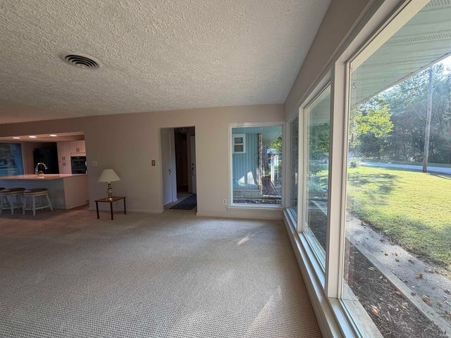 2813 Wayside Drive, Evansville, IN 47711
