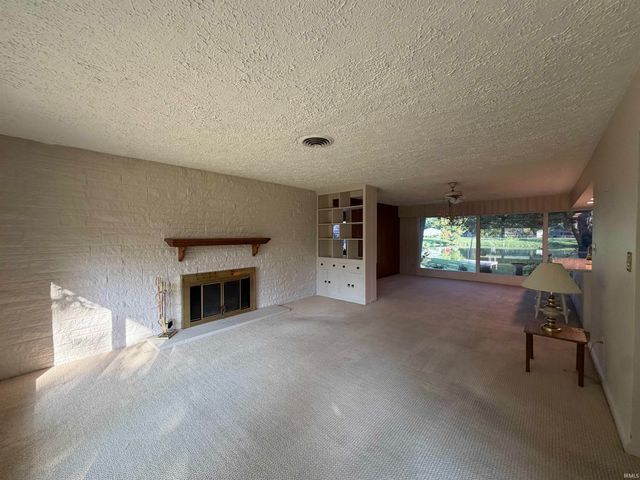 2813 Wayside Drive, Evansville, IN 47711