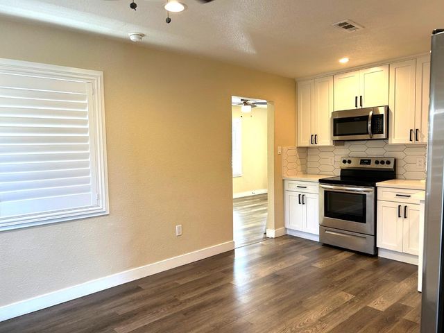 5025 Hilltop Drive, El Sobrante, CA 94803