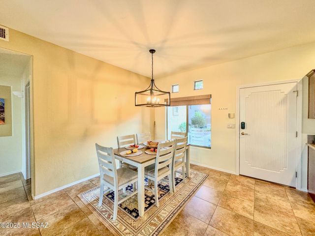 655 W Vistoso Highlands Dr Apt 129, Oro Valley, AZ 85755