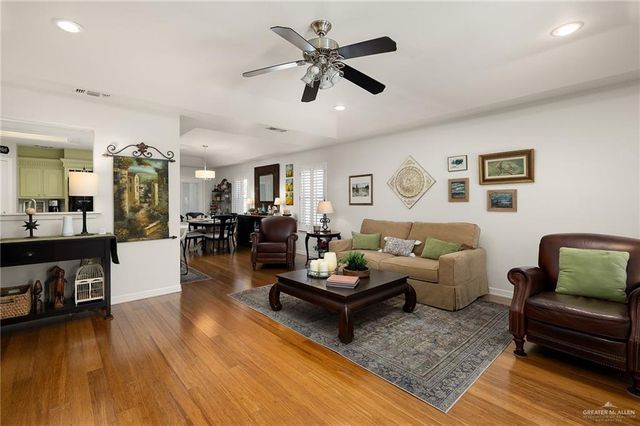 1413 E 2nd Street, Mission, TX 78572