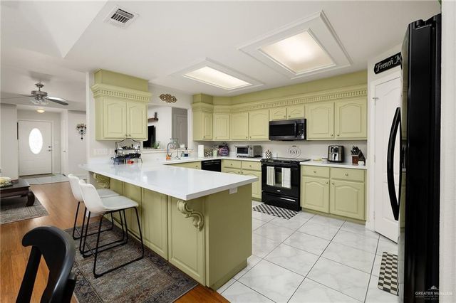 1413 E 2nd Street, Mission, TX 78572