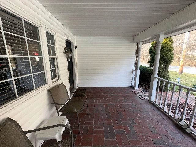 2952 Route 75, Huntington, WV 25704