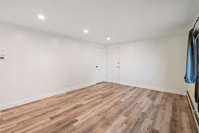 7422 W 111th Street 510, Worth, IL 60482